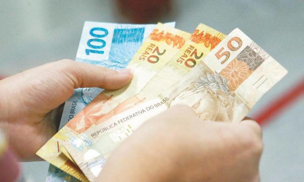 Salário mínimo 2022 pode ser de R 1.147 Salário mínimo 2022 pode ser de R 1.147